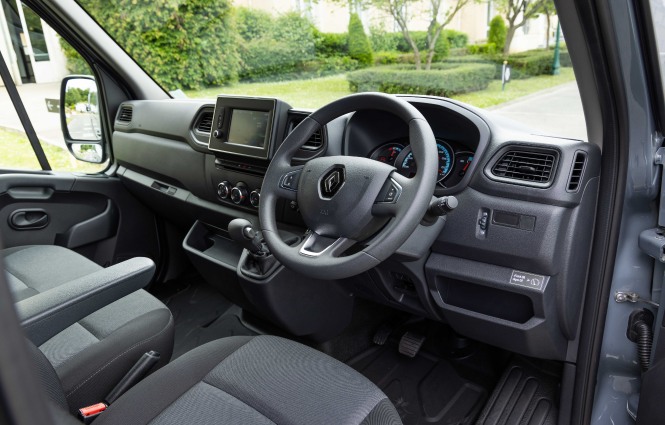 Renault Master E-Tech interior